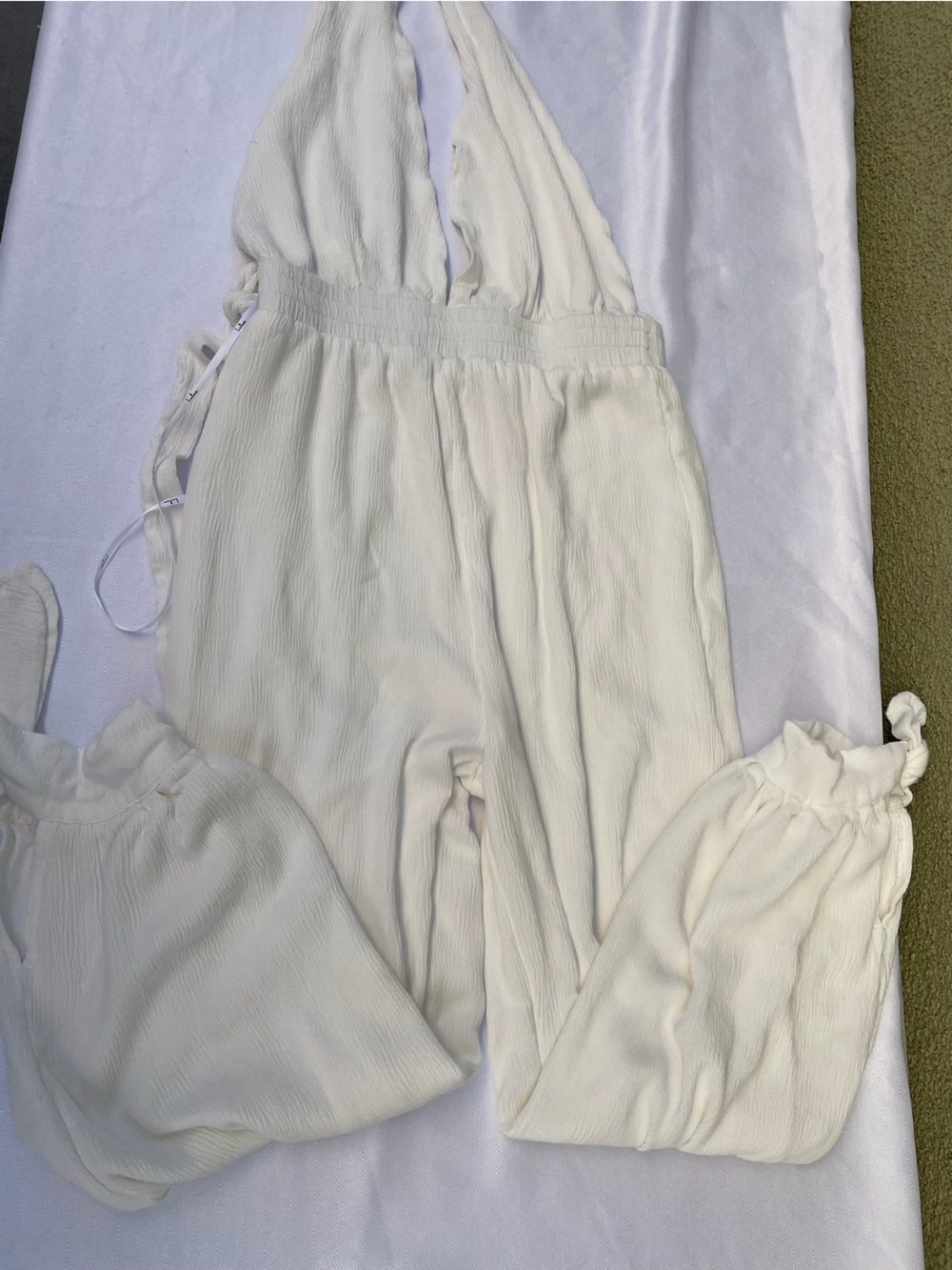Lulu’s White Halter Jumpsuit XS